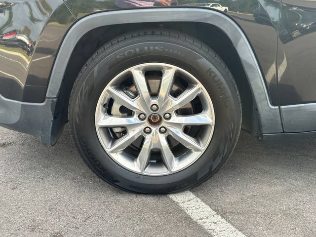 Used 2014 Jeep Cherokee Limited w/ Luxury Group FWD image 10