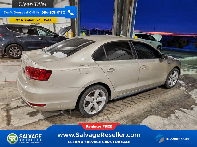 Used 2013 Volkswagen Jetta Hybrid Sedan image 4