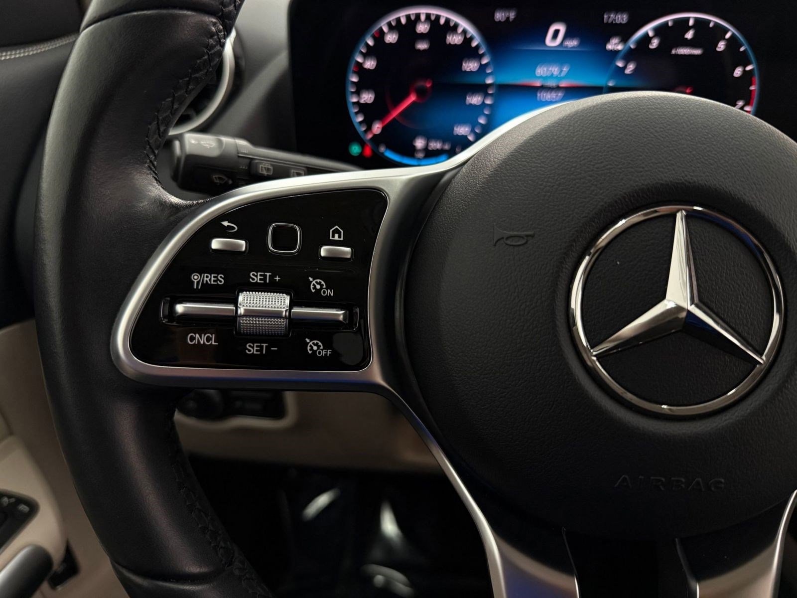 Certified 2023 Mercedes-Benz GLA 250 image 14