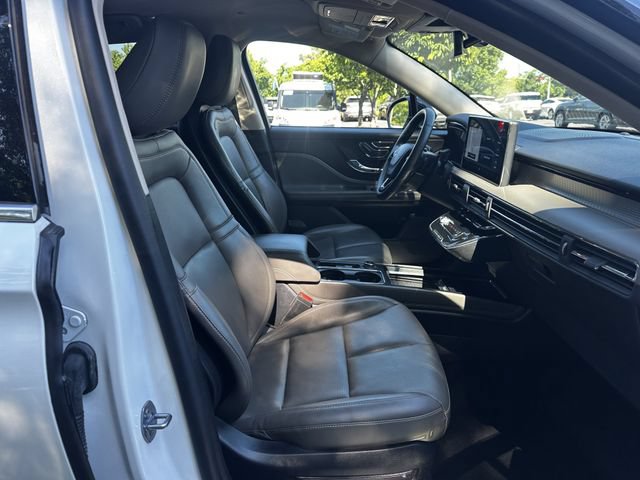 Certified 2023 Lincoln Corsair AWD w/ Equipment Group 101A image 34