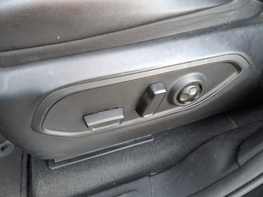 Certified 2023 Jeep Grand Cherokee Overland image 12