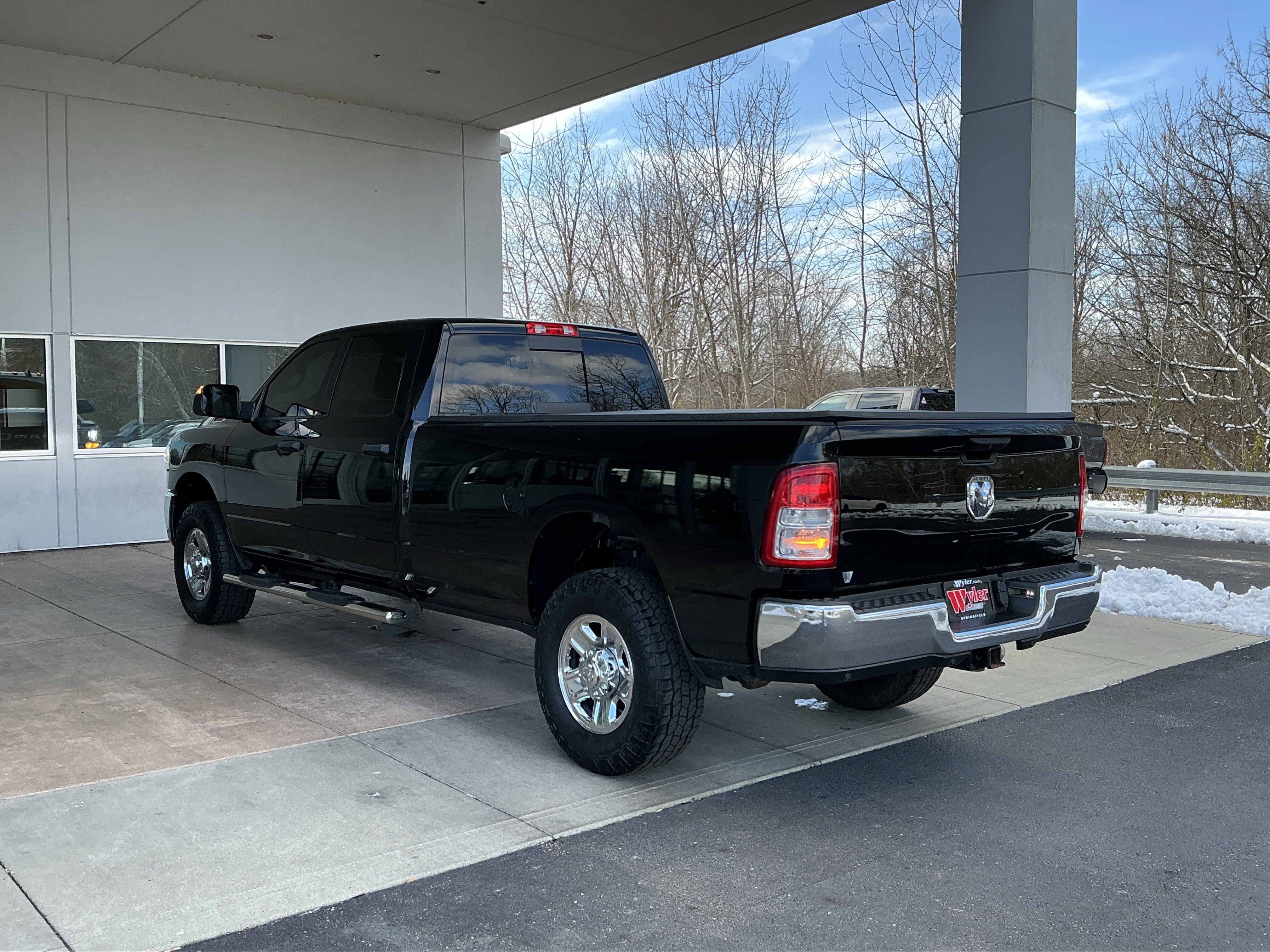 Used 2022 RAM 3500 Tradesman image 20