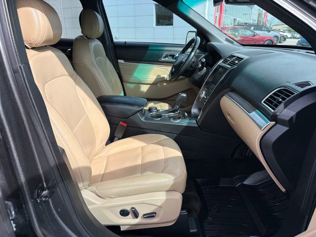 Used 2017 Ford Explorer Limited w/ Equipment Group 301A image 18