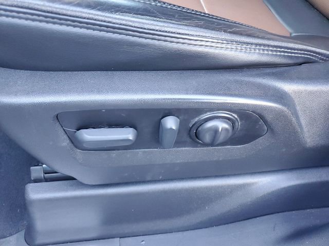 Used 2022 Chevrolet Silverado 2500 High Country w/ Safety Package II image 21