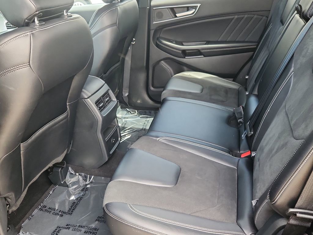 Used 2022 Ford Edge ST AWD/4WD image 10