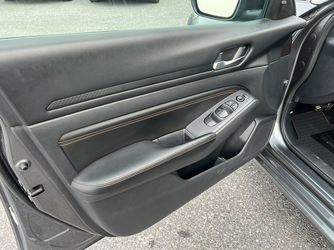 Used 2022 Nissan Altima 2.5 SR image 11