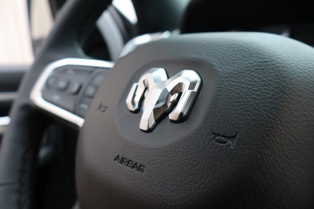 Used 2025 RAM 3500 Laramie image 31