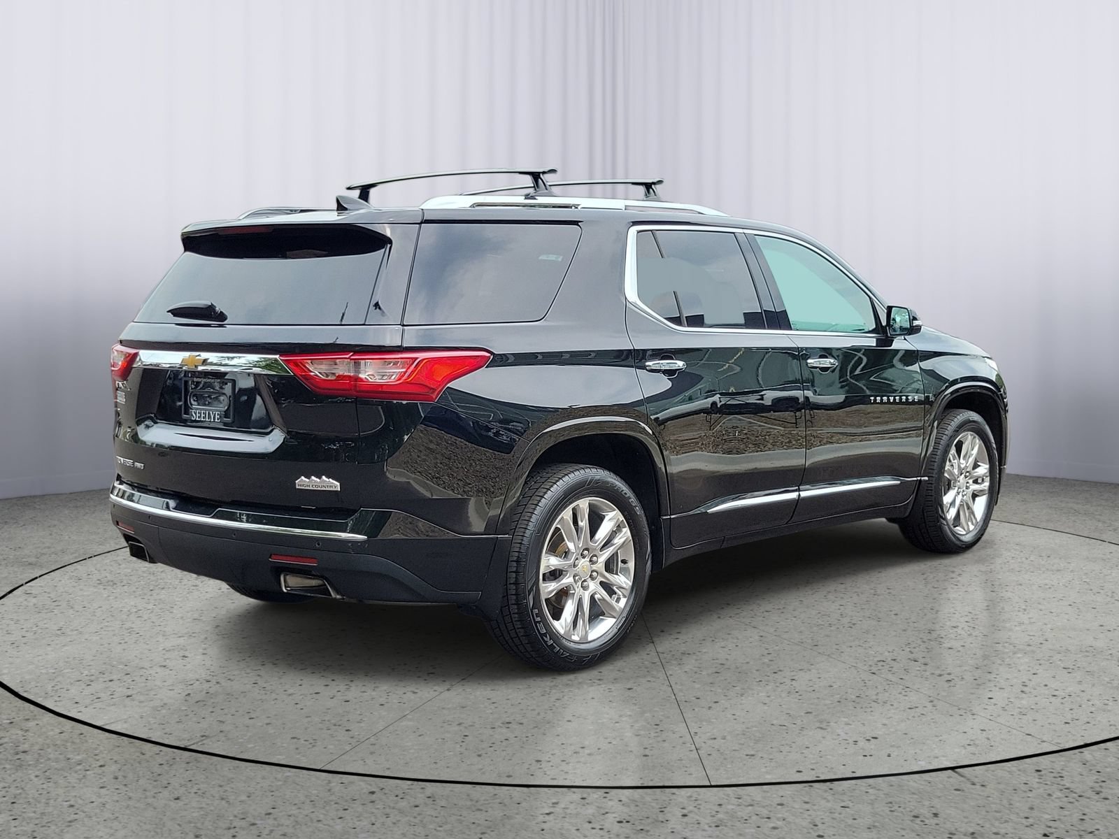 Used 2019 Chevrolet Traverse High Country w/ LPO, Floor Liner Package AWD/4WD image 3