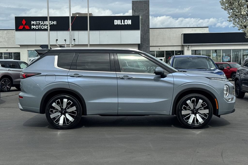 New 2026 Mitsubishi Outlander SEL AWD/4WD image 3