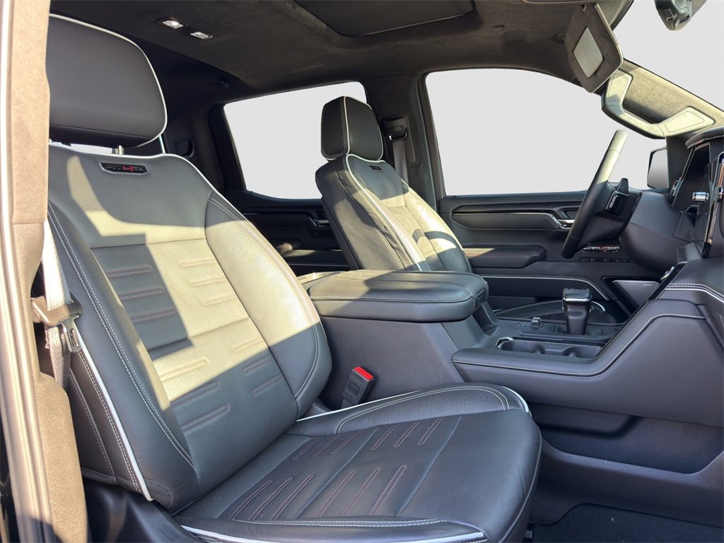 Used 2025 GMC Sierra 1500 AT4X image 20