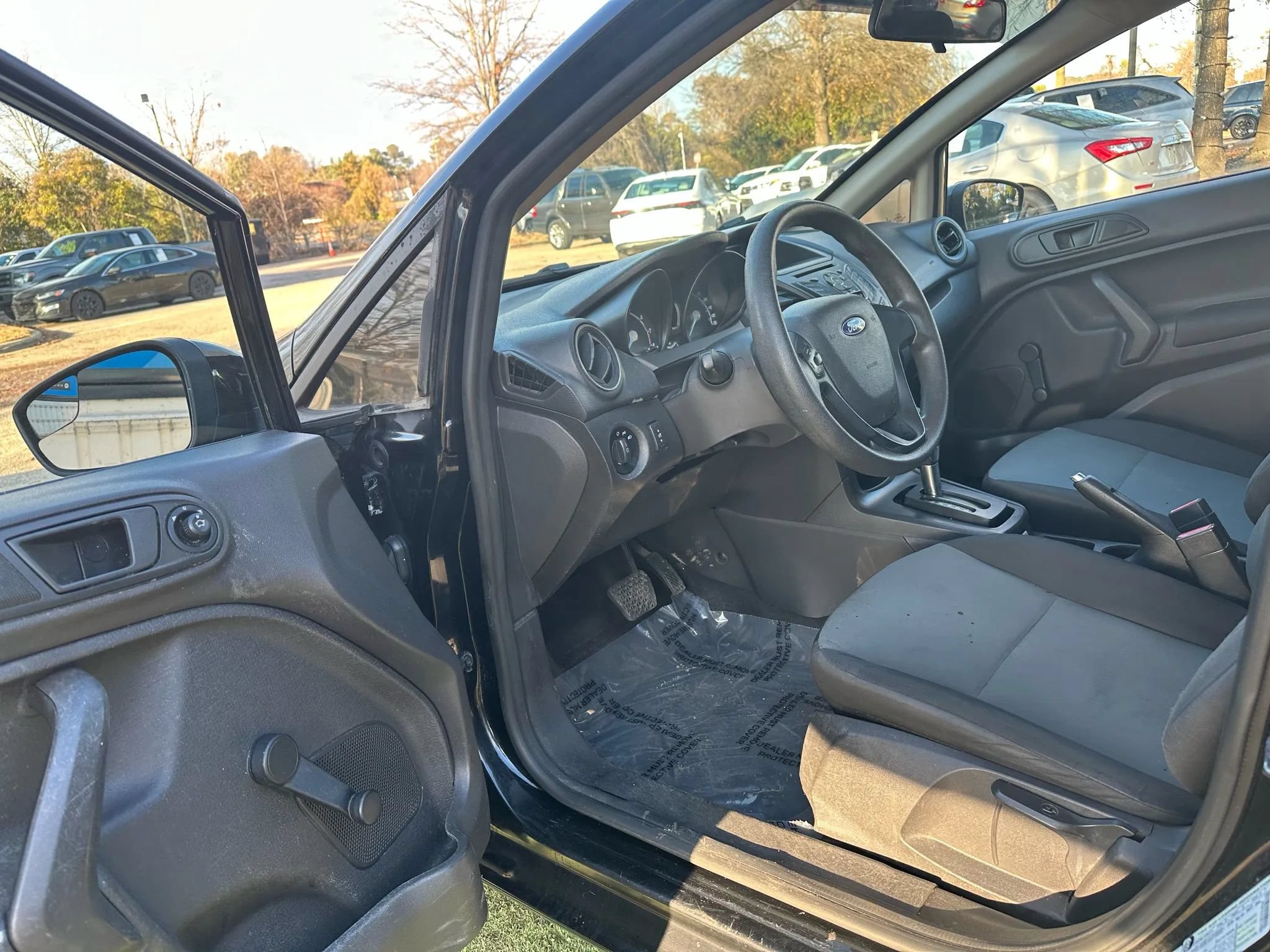 Used 2018 Ford Fiesta S FWD image 11
