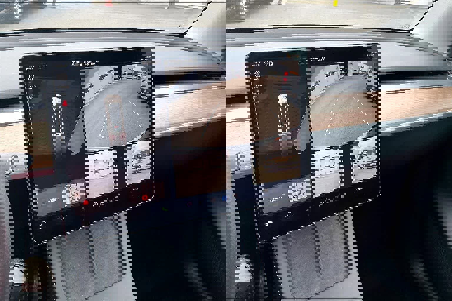 Used 2023 Tesla Model Y Long Range image 27