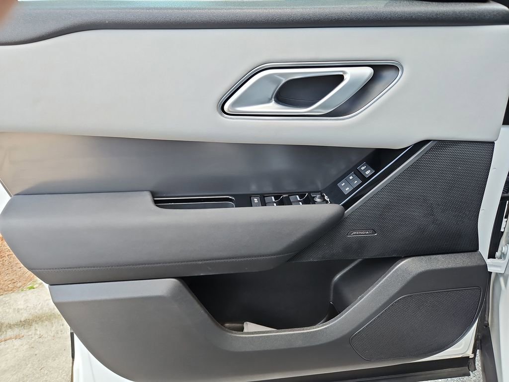 Used 2024 Land Rover Range Rover Velar Dynamic SE image 27