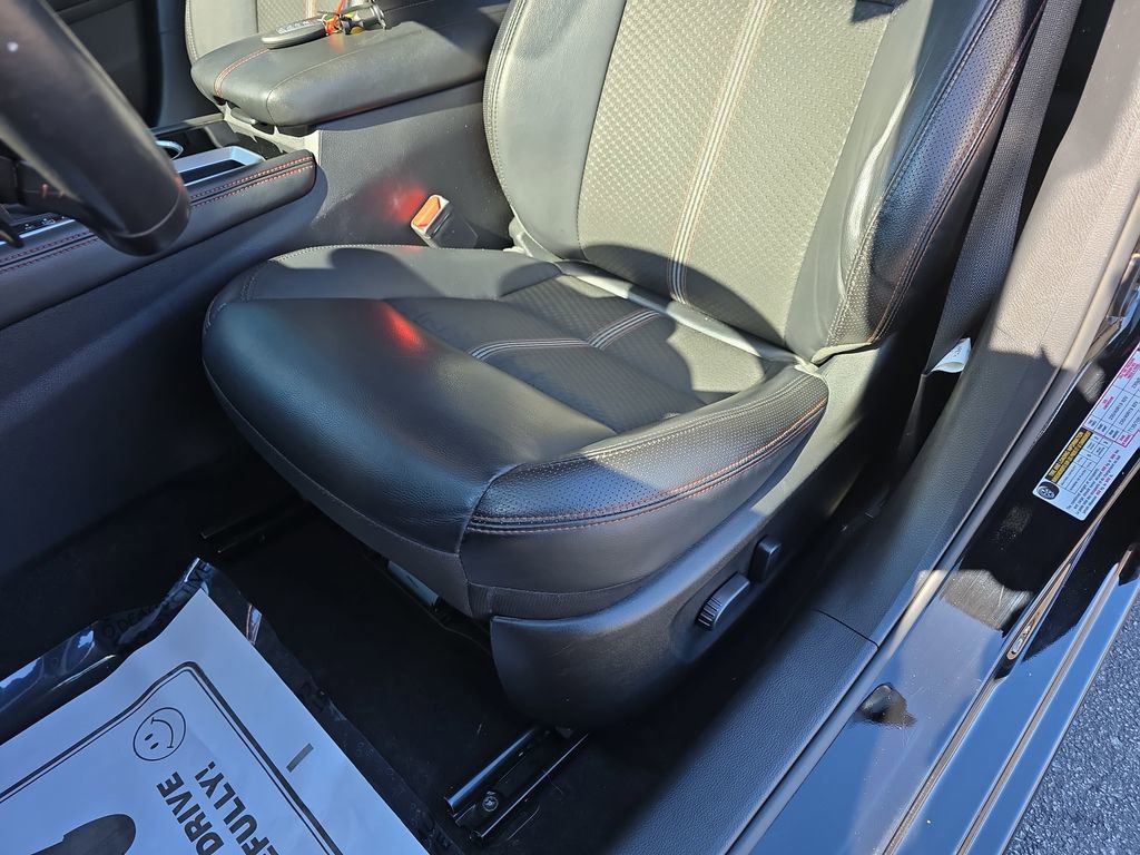 Used 2023 Nissan Altima 2.5 SR image 32