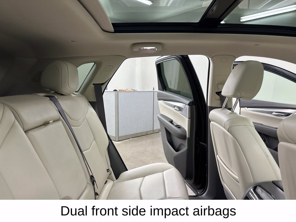 Used 2020 Cadillac XT5 Premium Luxury AWD/4WD image 31