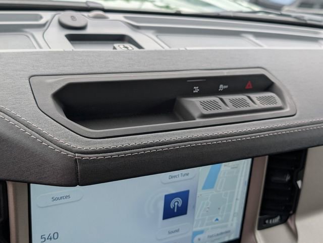 Used 2025 Ford Bronco Outer Banks image 23