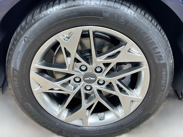 Used 2022 Genesis GV70 2.5T w/ Select Package AWD/4WD image 33