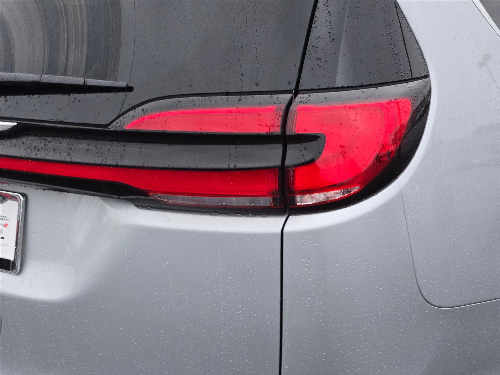 New 2026 Chrysler Pacifica Select image 12