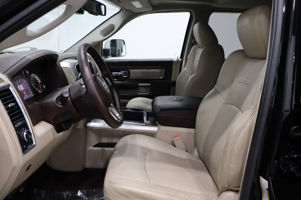 Used 2015 RAM 2500 Laramie AWD/4WD image 13