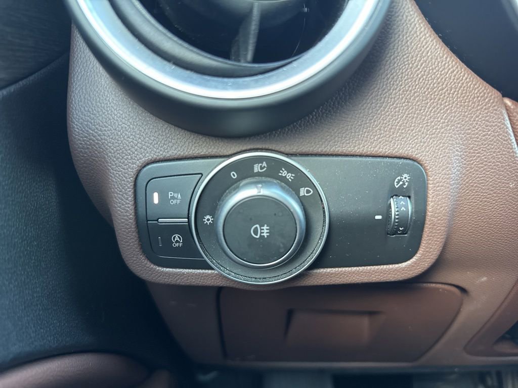 Used 2020 Alfa Romeo Stelvio Ti image 34