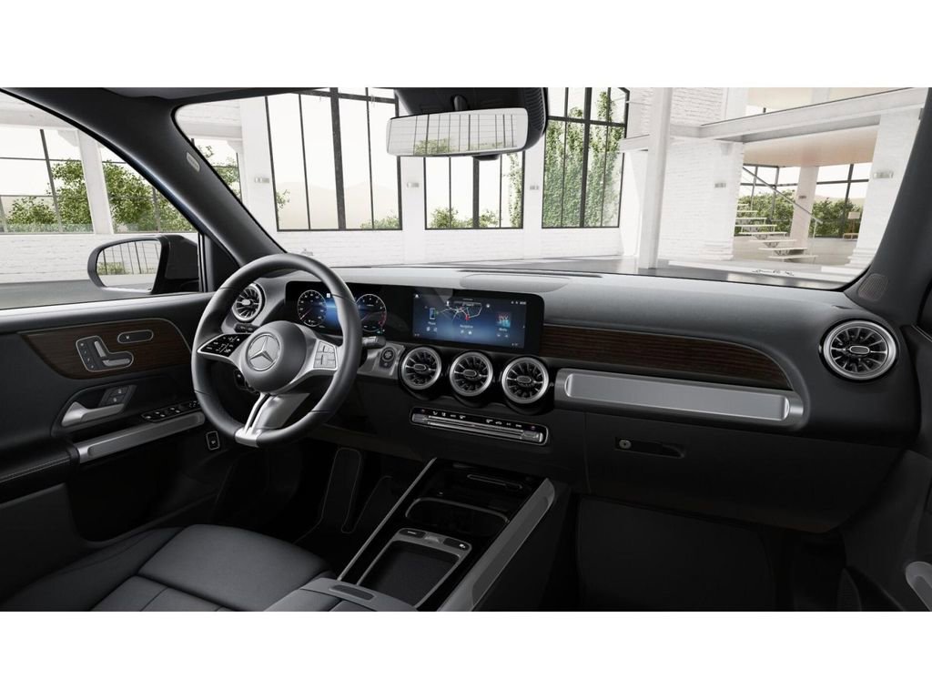 New 2026 Mercedes-Benz GLB 250 4MATIC image 6