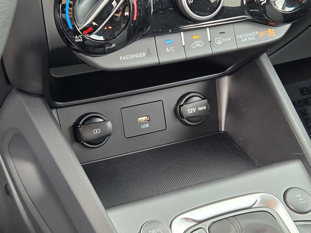 Used 2023 Hyundai Kona SE w/ Cargo Package AWD/4WD image 35