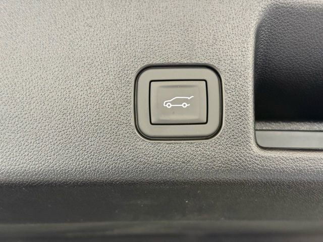 New 2026 Chevrolet Equinox EV RS image 5