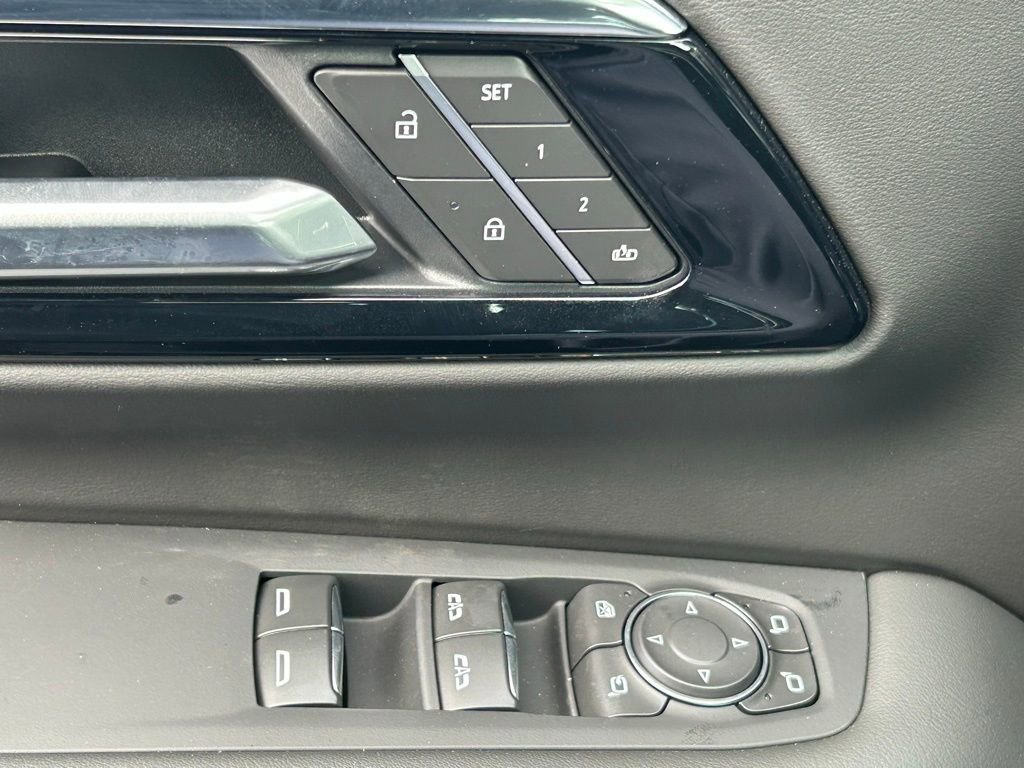 New 2026 Chevrolet Suburban Premier w/ Sun And Tow Package image 29