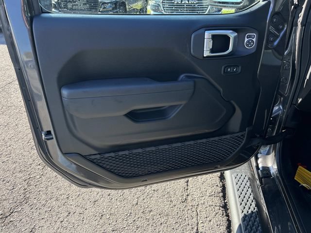New 2026 Jeep Gladiator Mojave AWD/4WD image 19