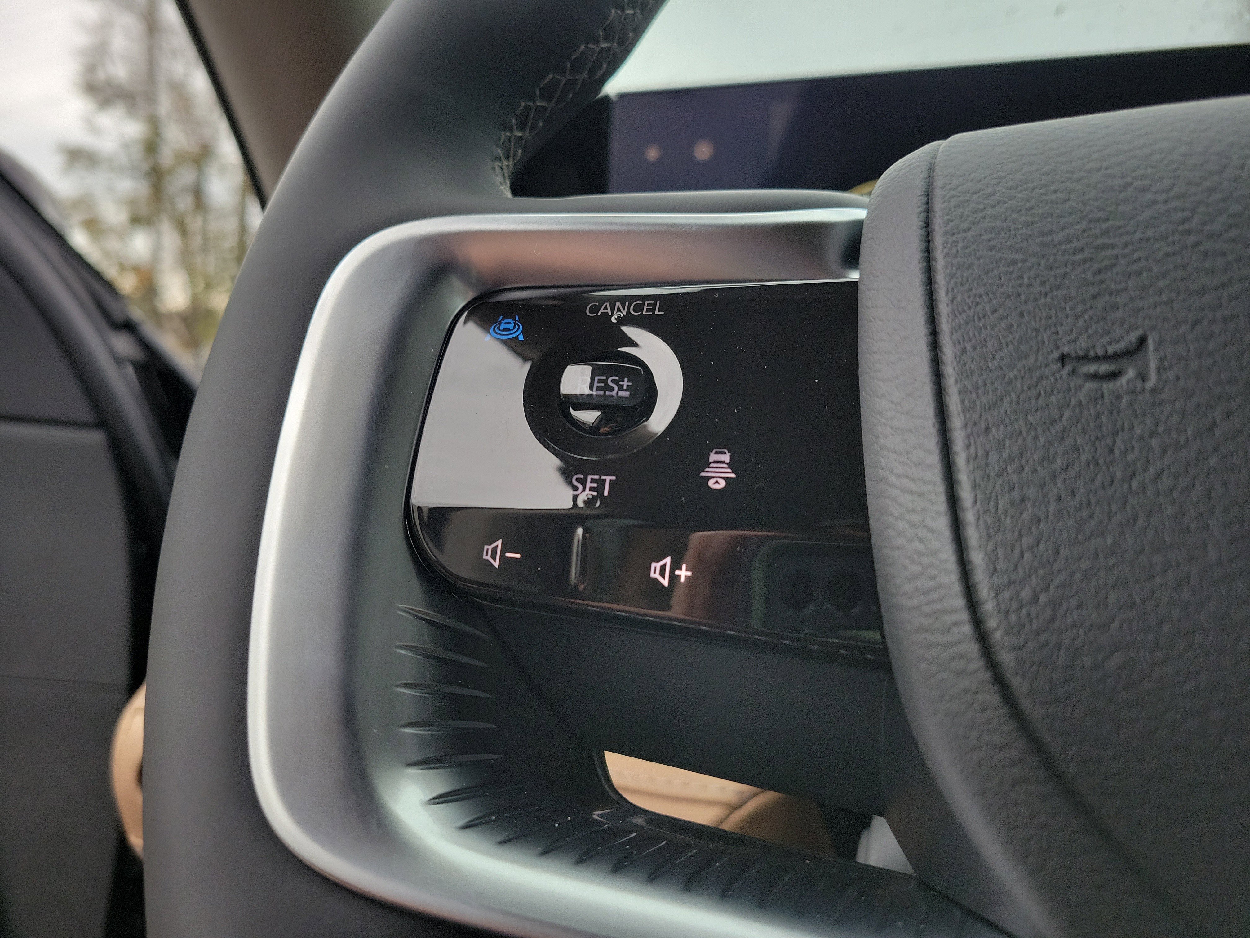 New 2026 INFINITI QX80 Luxe w/ Cargo Package image 12