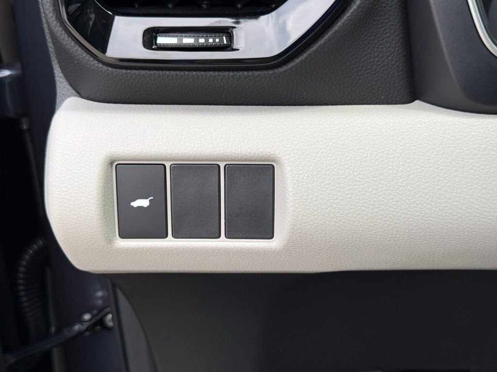 Certified 2026 Honda Pilot Touring image 30