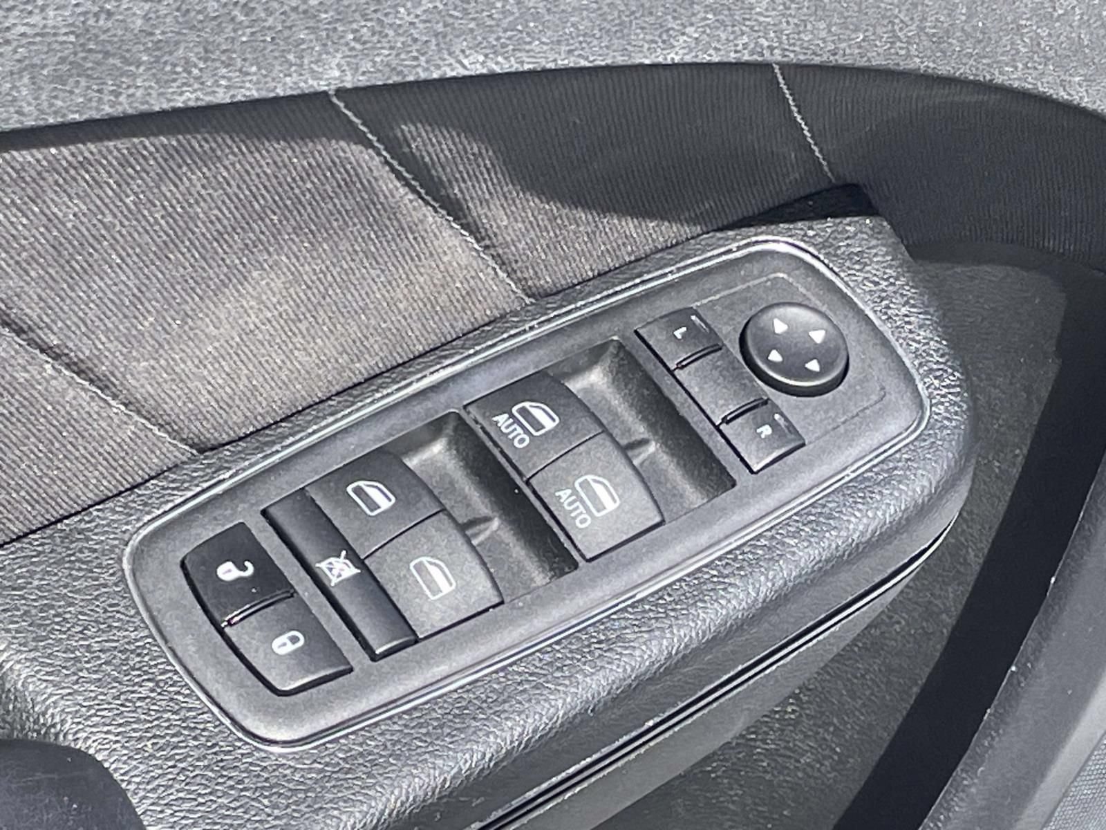 Used 2023 Dodge Charger SXT w/ Blacktop Package AWD/4WD image 19