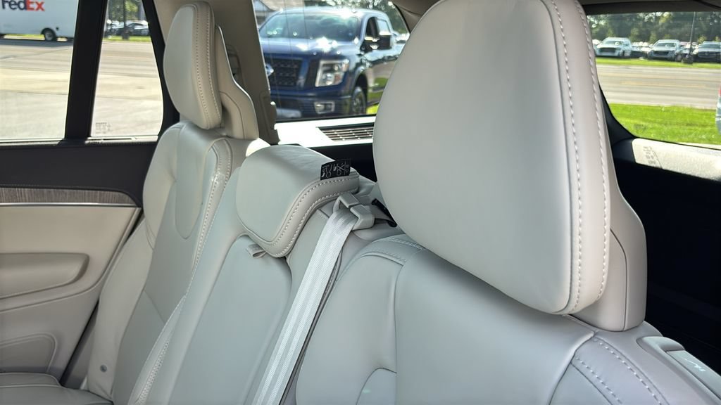 Certified 2023 Volvo XC90 B6 Ultimate AWD/4WD image 10