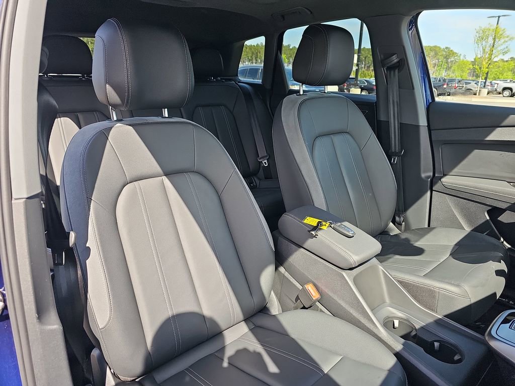 Used 2023 Audi Q4 e-tron Premium Plus w/ Premium Plus image 13