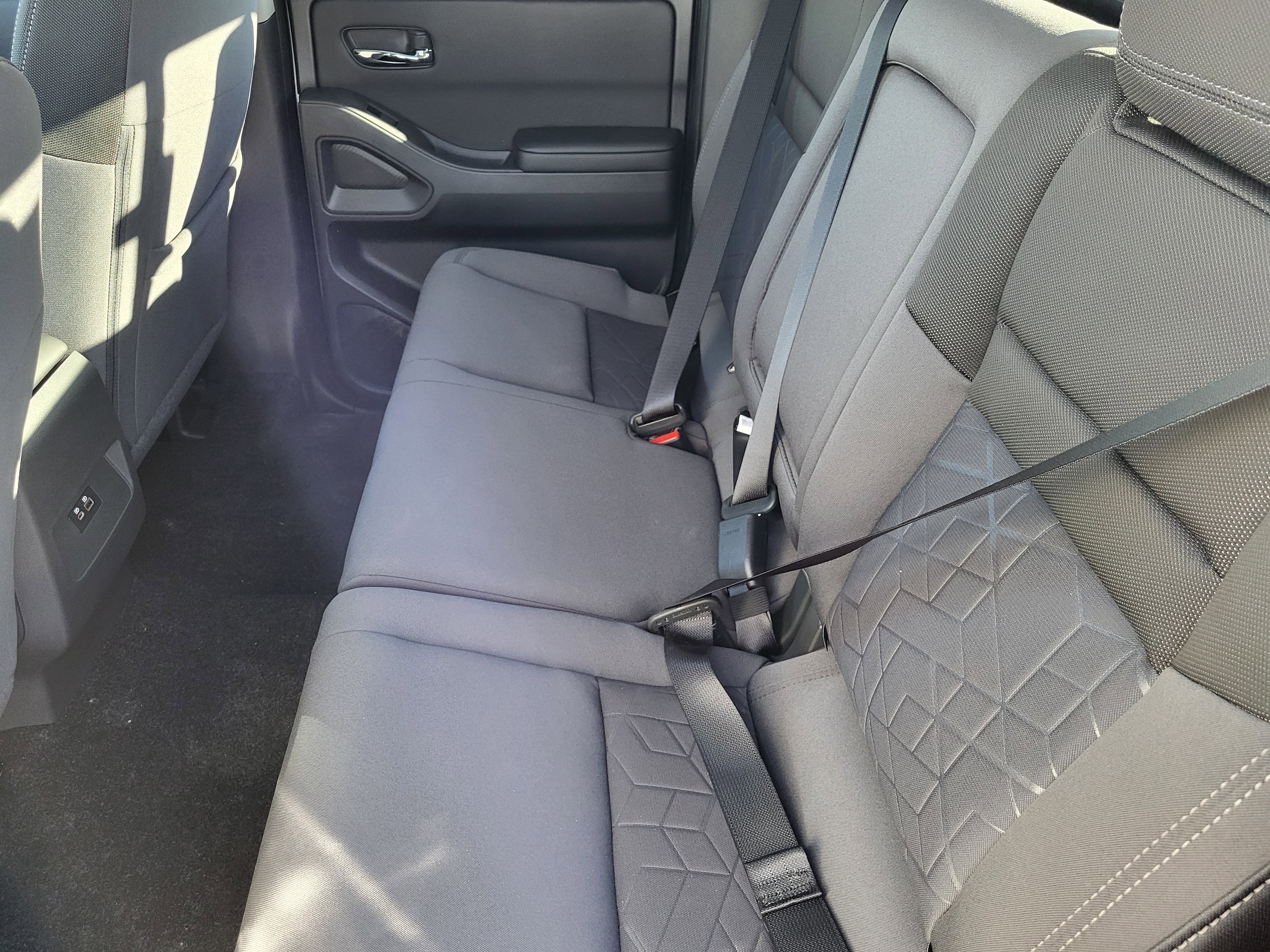 New 2026 Nissan Frontier SV w/ All-Weather Content Package image 10