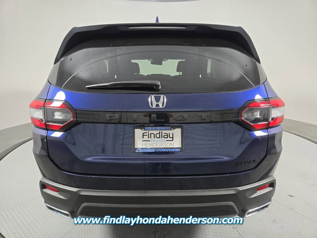 Certified 2025 Honda Pilot Sport image 5