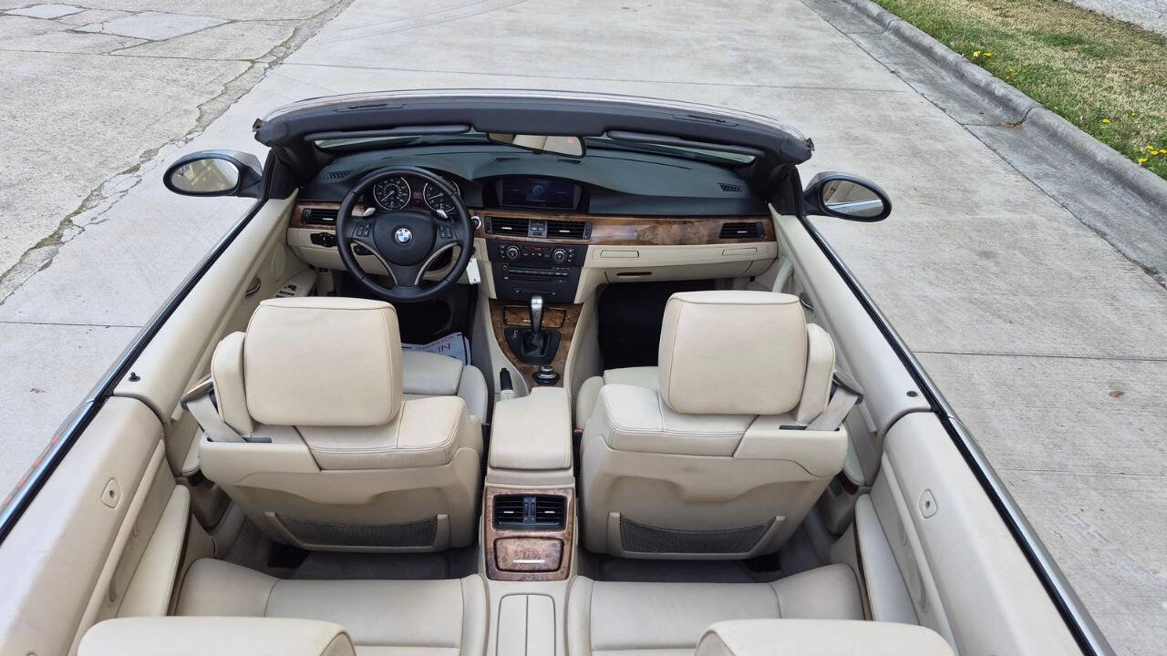 Used 2007 BMW 335i Convertible image 52