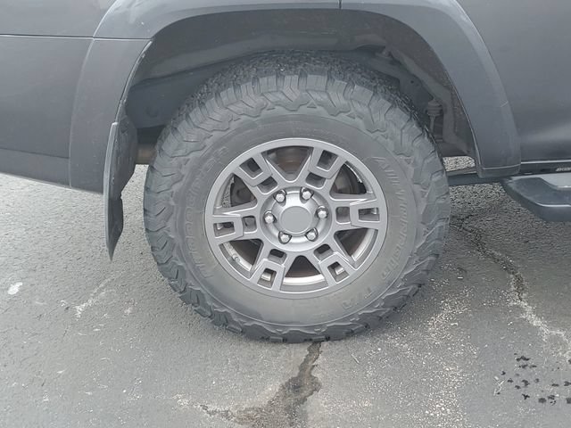 Used 2018 Toyota 4Runner SR5 Premium AWD/4WD image 5