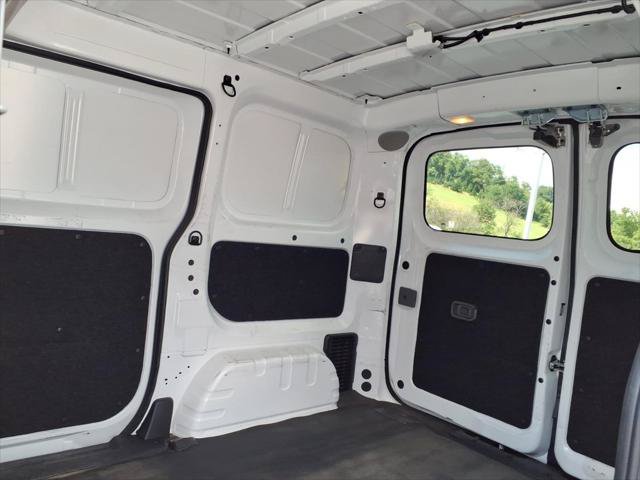 Used 2020 Nissan NV200 S FWD image 9