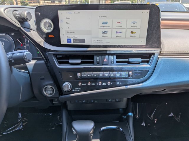 Used 2025 Lexus ES 300h w/ Premium Package FWD image 14