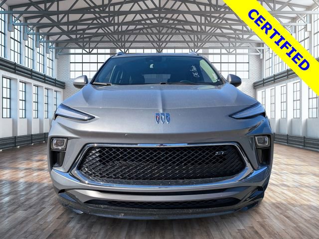 Used 2024 Buick Encore GX Sport Touring image 9