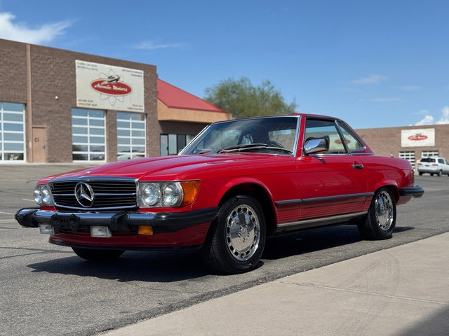 Used 1987 Mercedes-Benz 560 SL image 6
