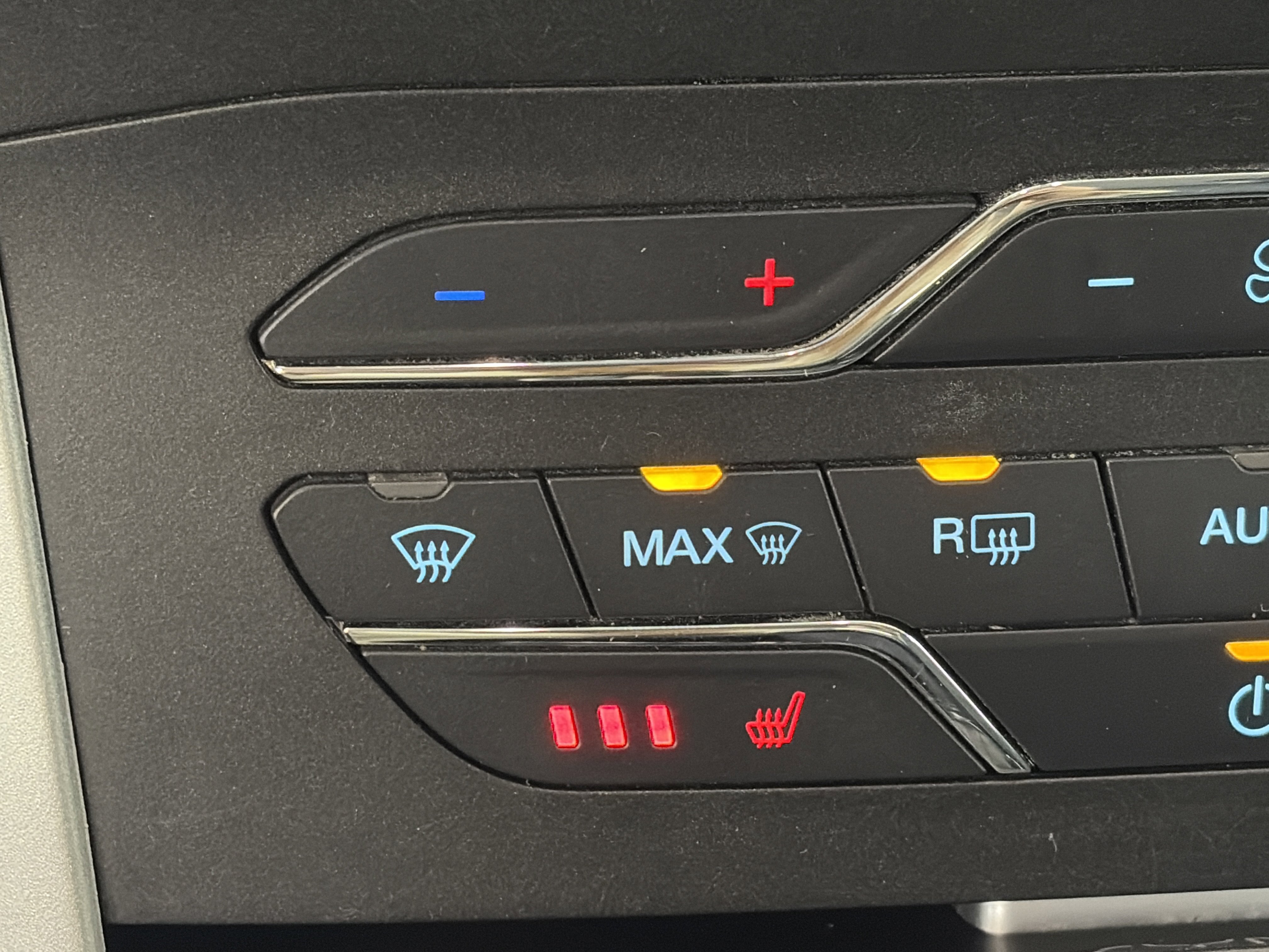 Used 2016 Ford Edge SEL w/ Equipment Group 201A image 26