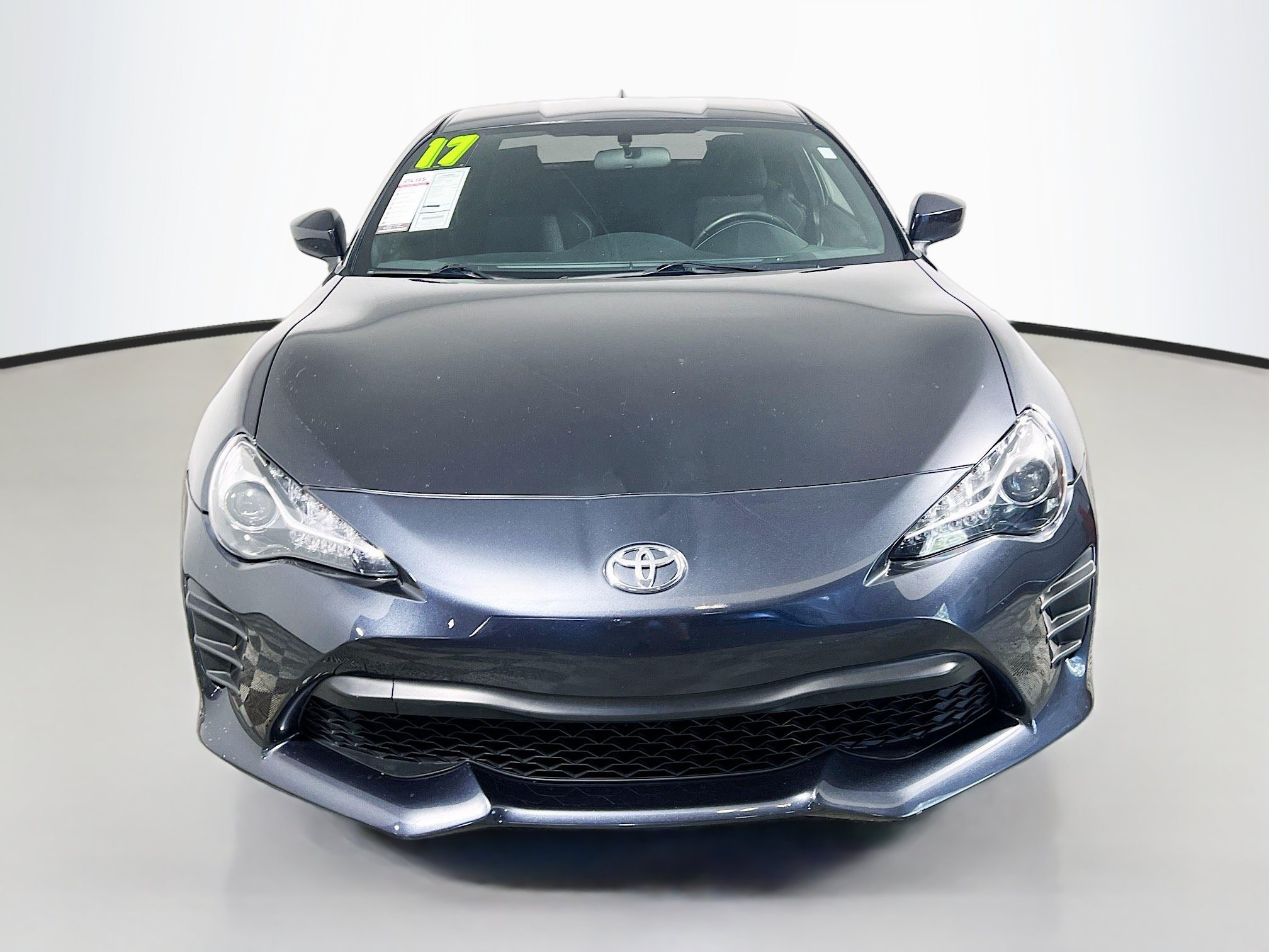 Used 2017 Toyota 86 RWD image 11