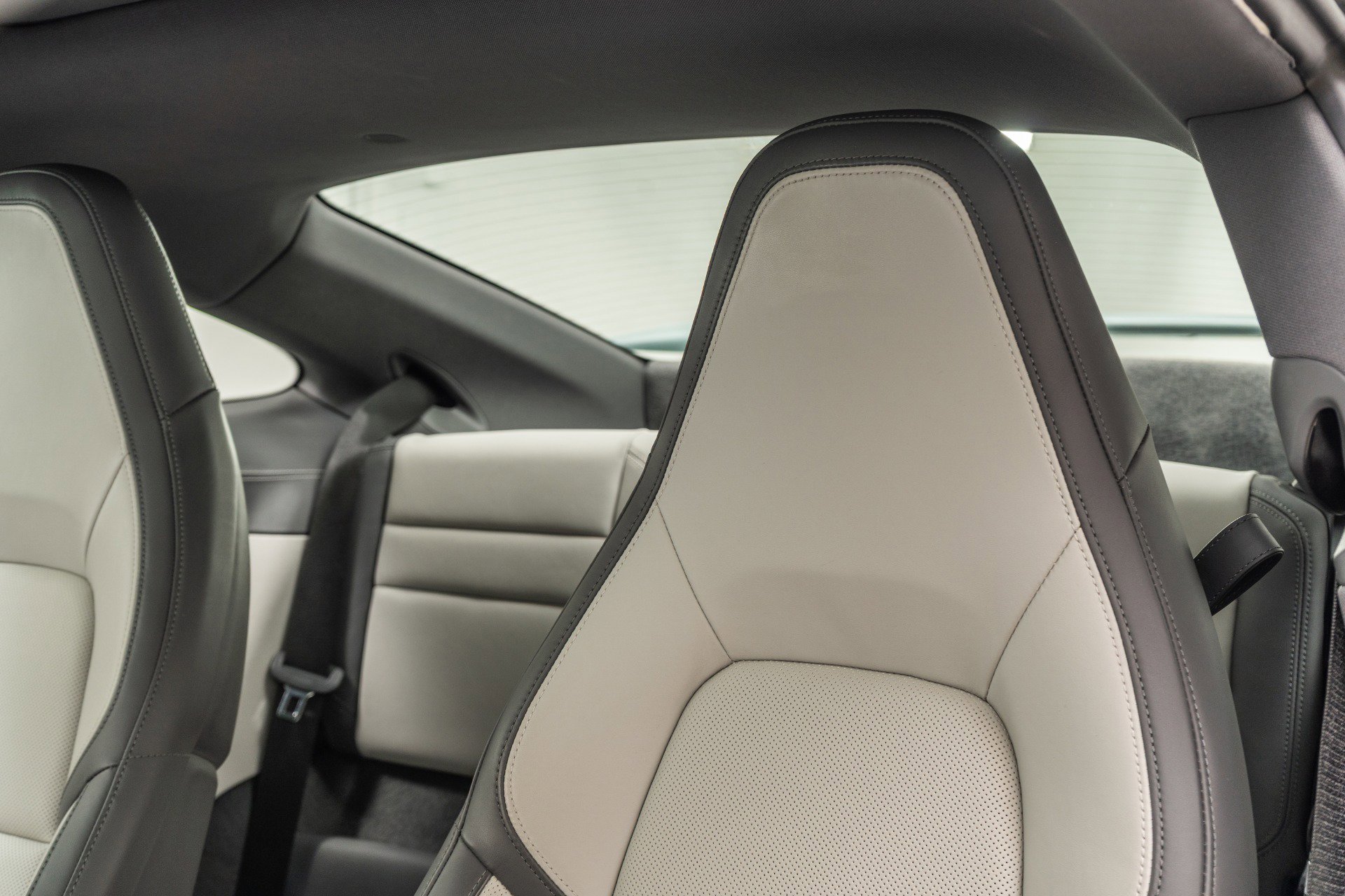 Used 2025 Porsche 911 Carrera image 26