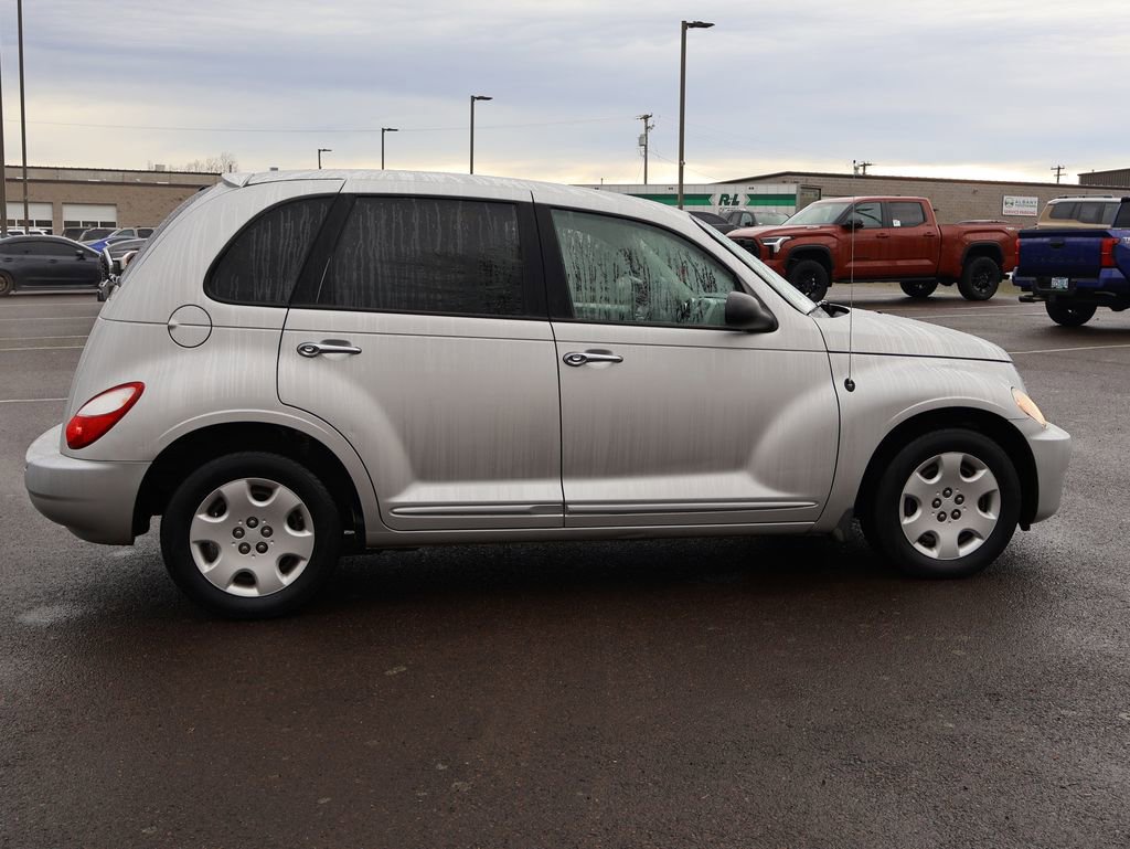 Used 2008 Chrysler PT Cruiser LX image 7