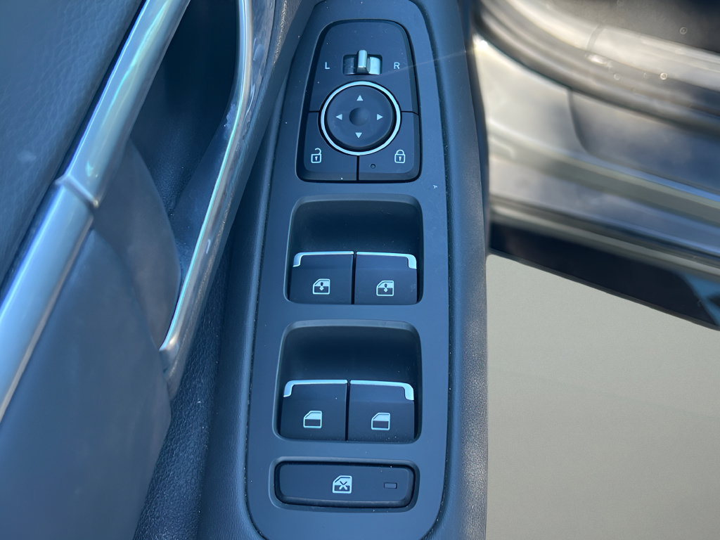 Used 2020 Hyundai Sonata SEL Plus w/ Tech Package FWD image 13