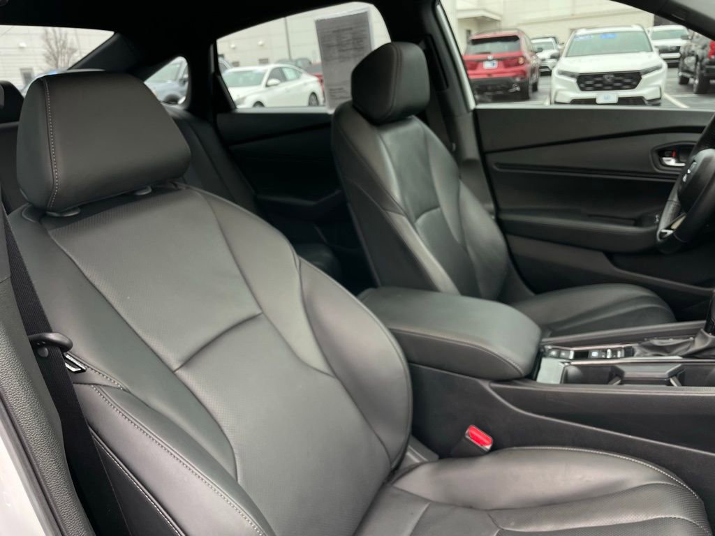 Certified 2025 Honda Accord Sport image 32