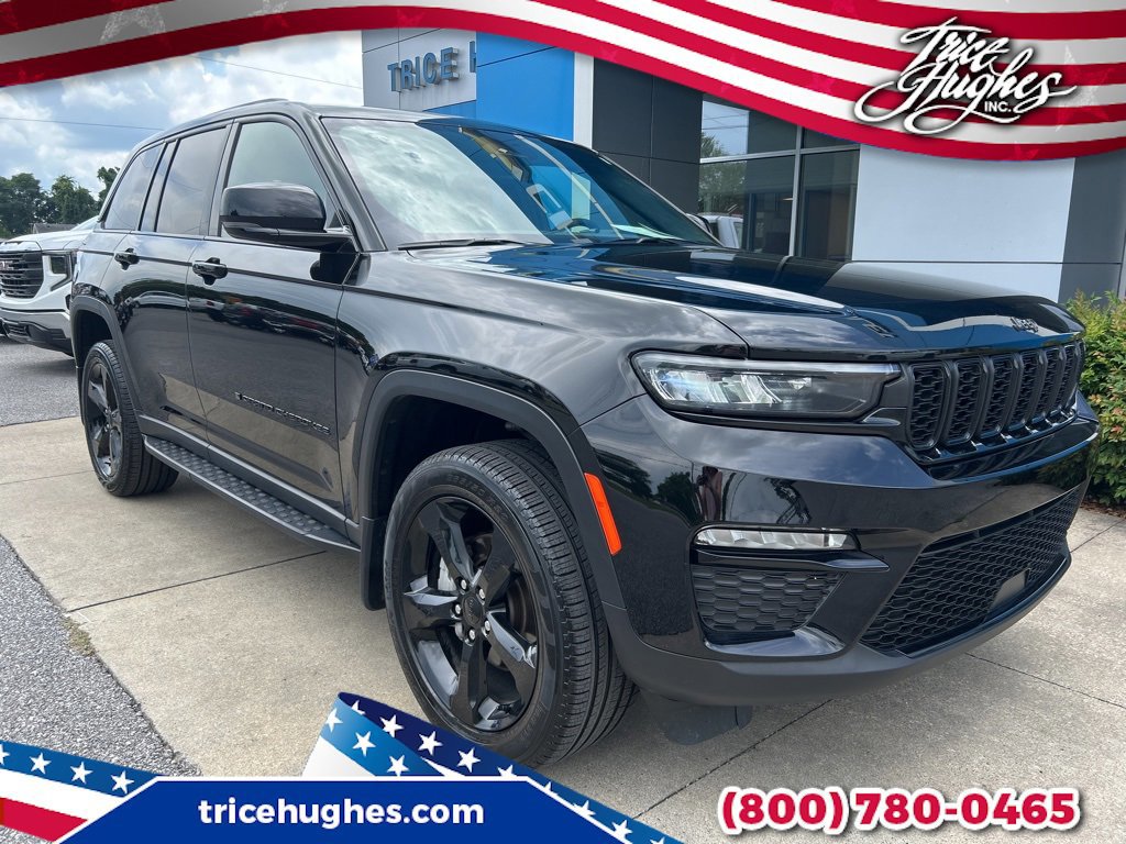 Used 2024 Jeep Grand Cherokee Limited w/ Black Appearance Package
