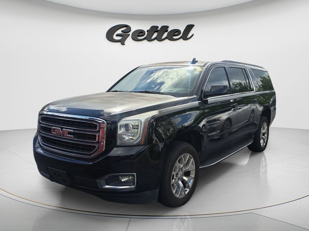 Used 2017 GMC Yukon XL SLE w/ SLE Value Package image 1